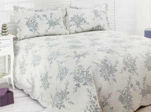 Biela prikrývka na posteľ s romantickým kvetinovým vzorom N-776